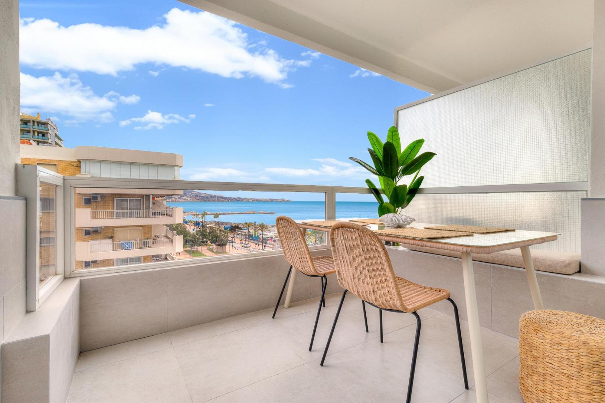 Апартаменти Solana 26 Incredible Sea Views Фуенхірола Екстер'єр фото